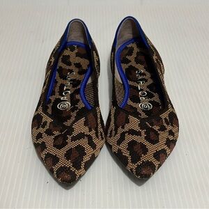 Rothy’s big cat pointed flats